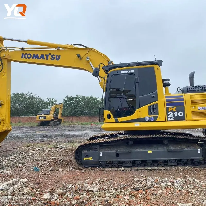 Used Komatsu PC210 Medium Excavator Powerful Engine Construction Equipment